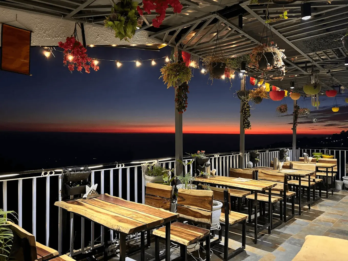 View N Vibe Rooftop 4